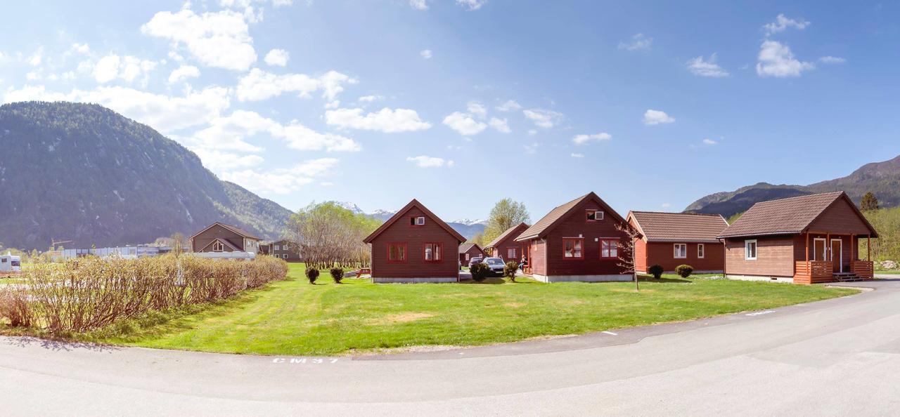 Forde Gjestehus Og Camping Екстериор снимка