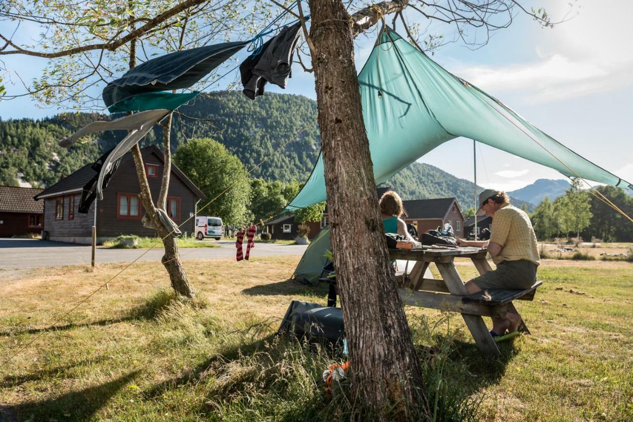 Forde Gjestehus Og Camping Екстериор снимка